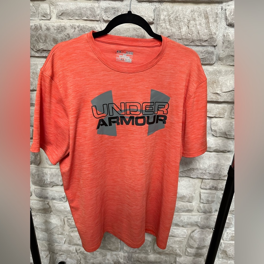 Under Armour T-Shirt